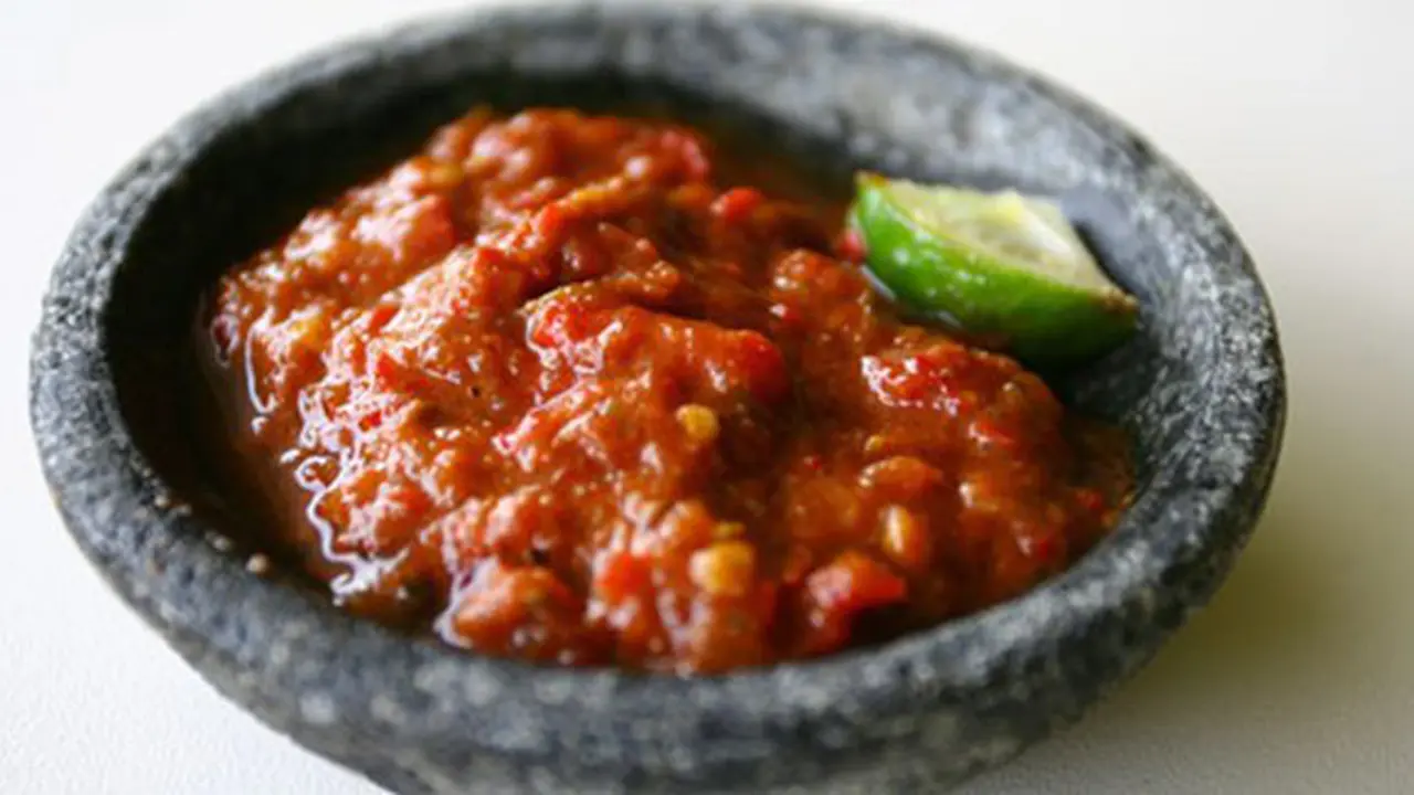 Sambal merupakan pelengkap masakan agar semakin nikmat/copyright: janetdenefee