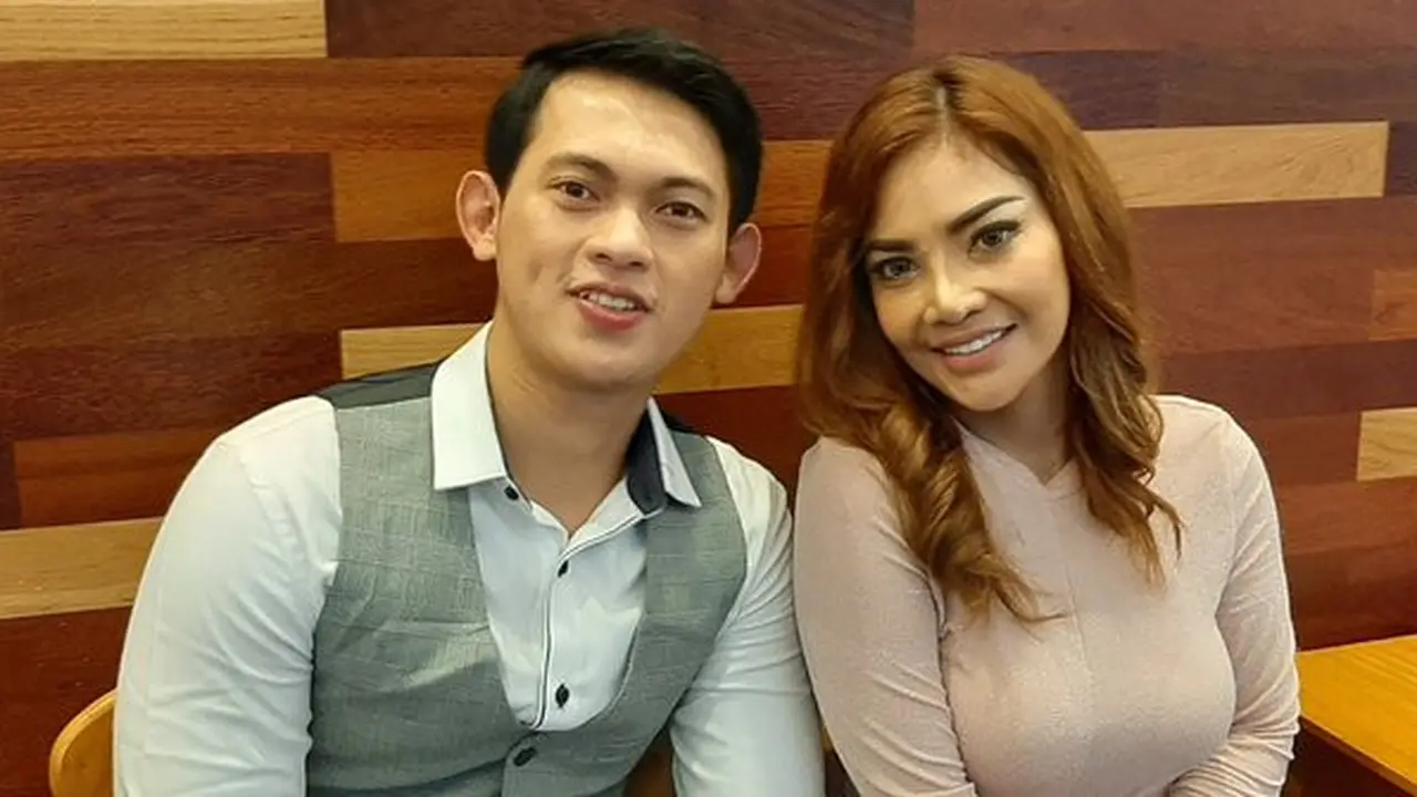 Potret Mesra Irma Darmawangsa dan Irfan Sebaztian
