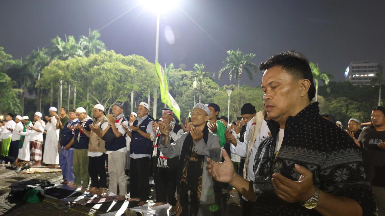 FOTO: Reuni 212 di Monas Seruan Perbaikan Bangsa