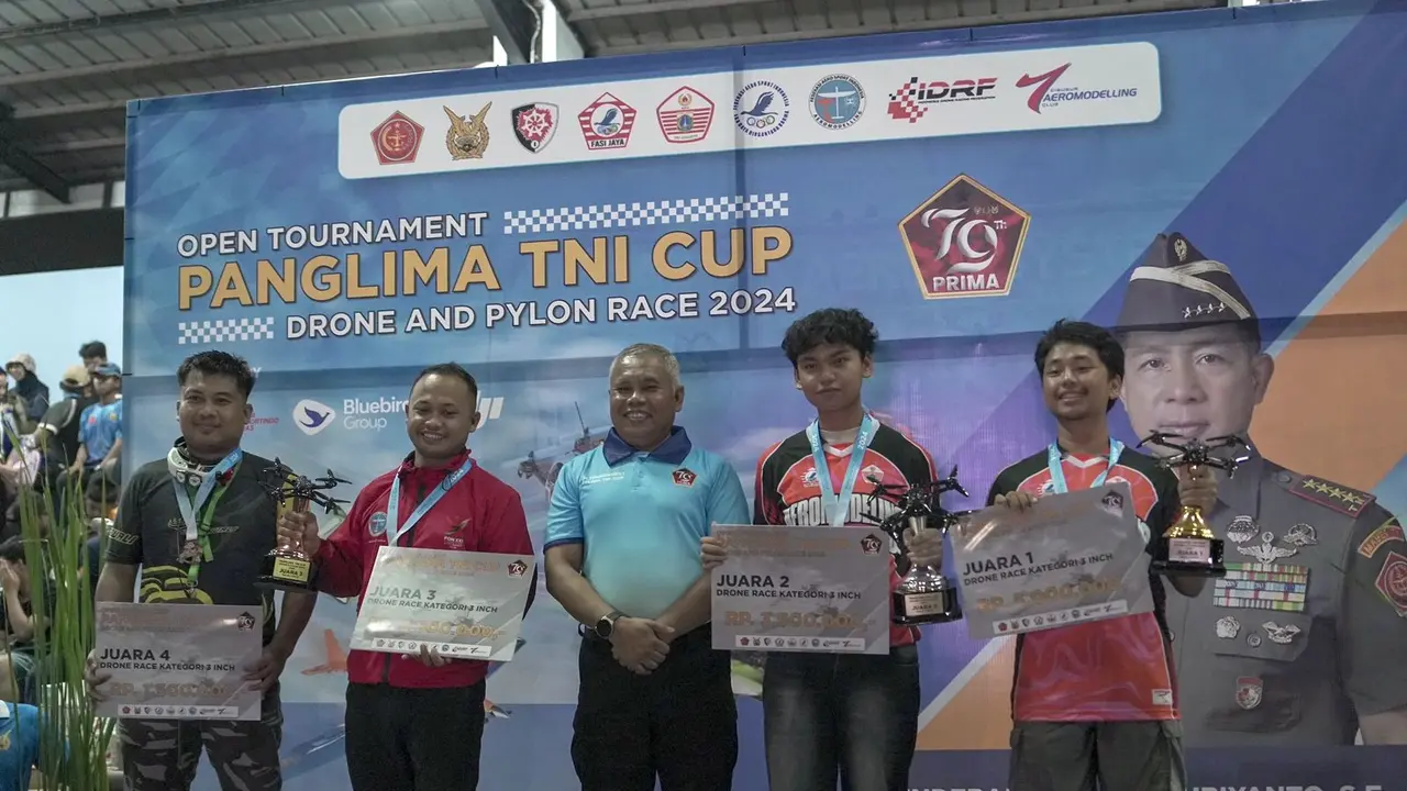 Atlet Jakarta Gondol Emas di Panglima TNI Cup Drone dan Pylon Race 2024
