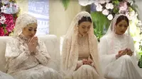 6 Potret Thariq Halilintar dan Aaliyah Massaid dalam Pengajian Jelang Menikah, Serba Putih Penuh Haru