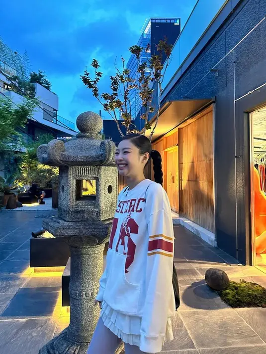 Jennie BLACKPINK [Foto: Instagram/jennierubyjane]