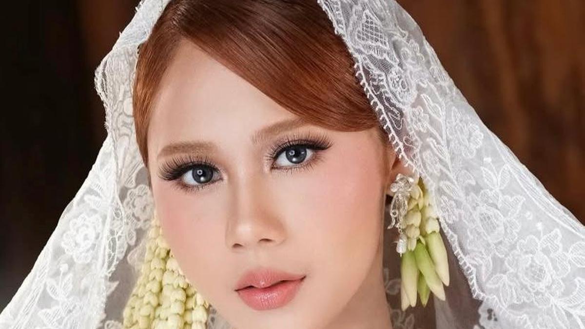 Memukau Berseri di Hari Istimewanya, Potret Makeup Soft Nadin Amizah di Momen Pernikahan