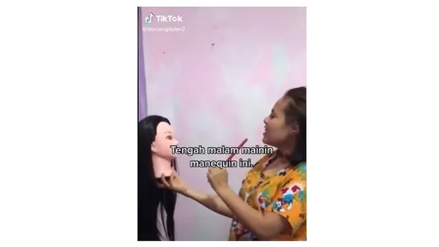 Iseng Main Patung Manekin, Cewek Ini Alami Banyak Kejadian Aneh