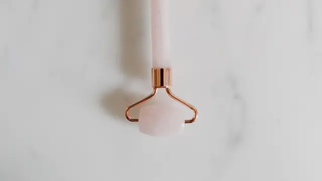 Beauty Ritual yang Simpel, tetapi Jangan Lupa Bersihkan Alatnya