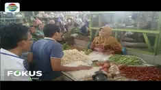 Sandiaga Uno blusukan ke Pasar Tradisional Gede, Cilacap, menanyakan harga kebutuhan pokok.