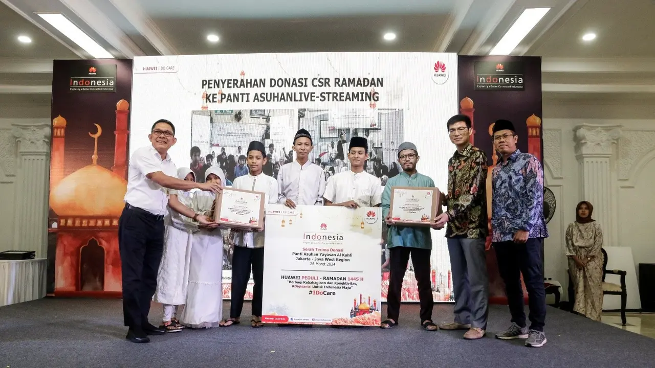 Huawei Peduli Ramadan, Berbagi Kebaikan Digital Untuk Perkuat Kompetensi Digital Santri di Indonesia
