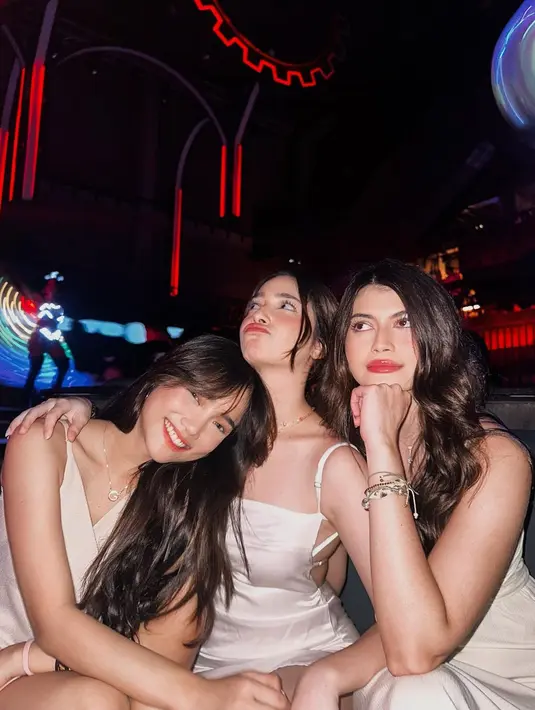 Fuji An rayakan tahun baru [Instagram/fuji_an]