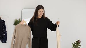 Baju Bekas Jadi Modal Kuliah, Hannah Raup Ratusan Juta dari Bisnis Thrifting
