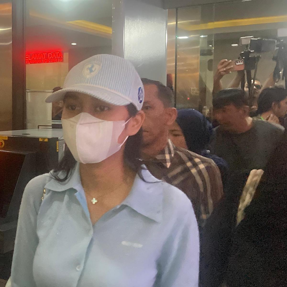 Azizah Salsha Resmi Polisikan Akun TikTok dan YouTube Penyebar Fitnah