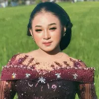 (Sumber: Instagram @niken_salindry_reall)