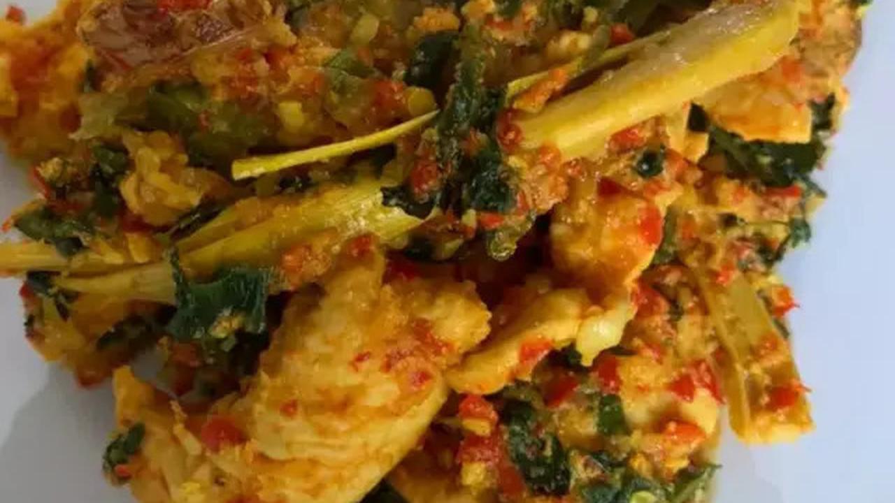 Ayam Rica-Rica Enak Tapi Bau Amis? Ini Cara Menghilangkan Bau Tanpa Bikin Hambar