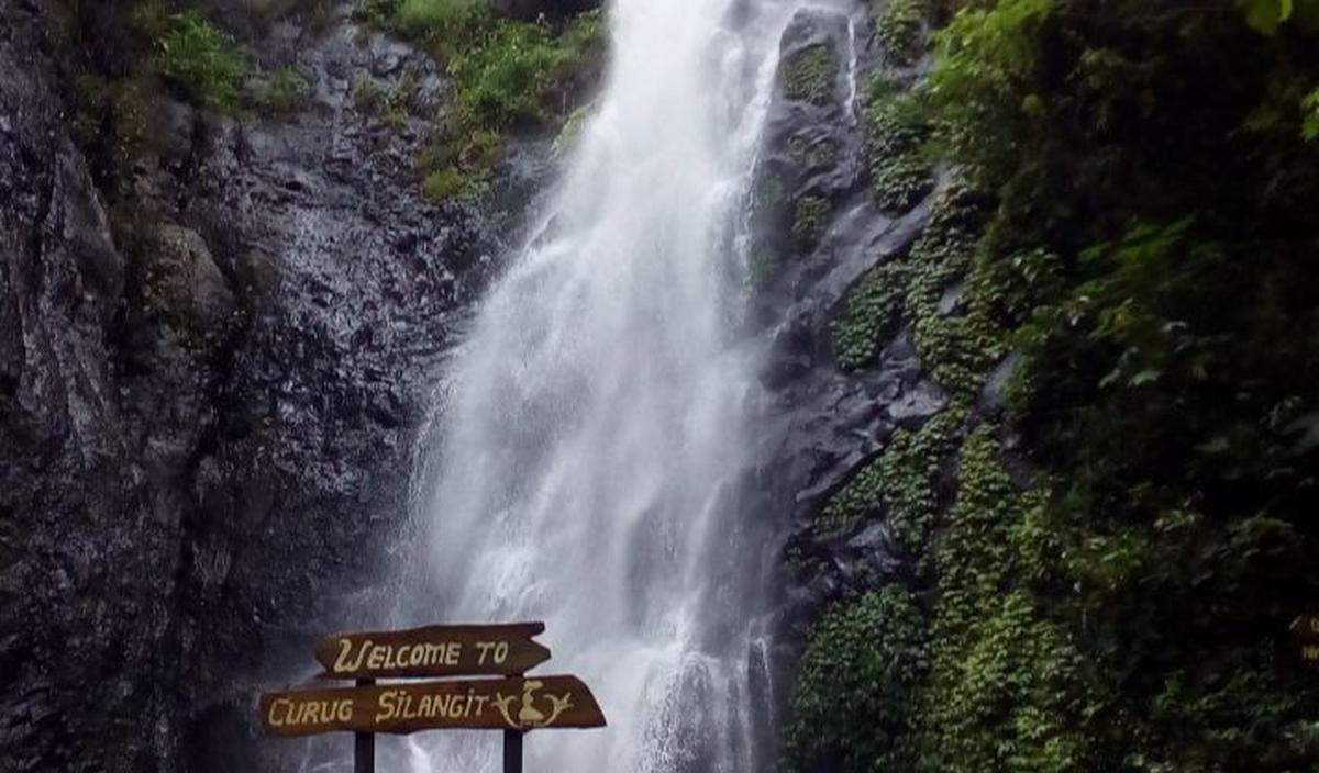<b>Curug Silangit</b><br>