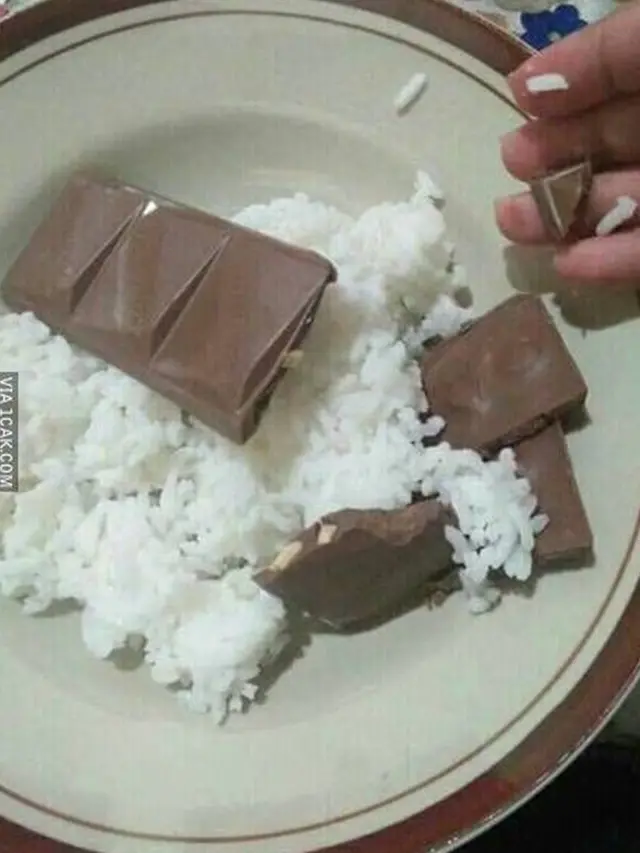 6 Cara Makan Cokelat Ini Tak Biasa, Indonesia Banget
