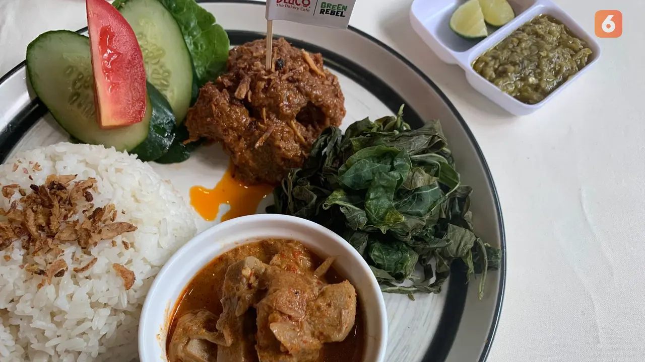 Menu vegan nasi Padang kolaborasi antara Delico dengan Green Rebel