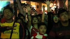 Bola.com kembali menggelar acara nonton bareng siaran langsung pertandingan Liga Premier Inggris antara tuan rumah Newcastle United melawan Arsenal, di Gumati Cafe, Paledang, Bogor. Sabtu (29/8/2015).