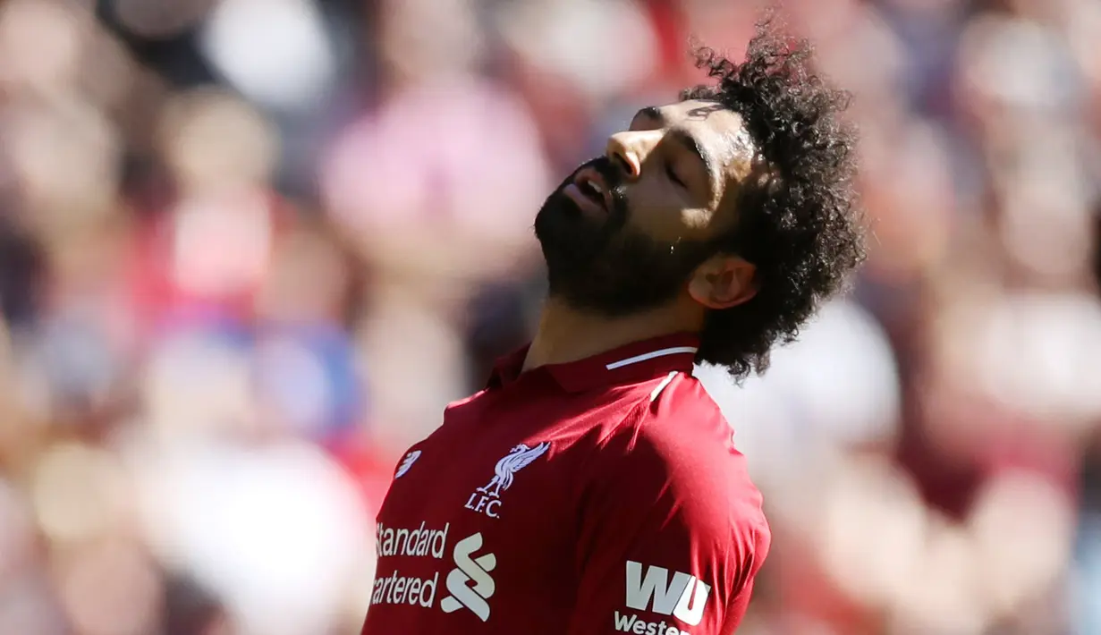 Ekspresi pemain Liverpool Mohamed Salah selama pertandingan Liga Inggris menghadapi Wolverhampton Wanderers di di Stadion Anfield, Liverpool, Inggris, Minggu (12/5/2019). Liverpool gagal meraih gelar juara Liga Inggris. (Reuters/Carl Recine)