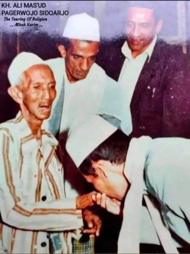 KH Ali Mas'ud alias Gus Ud atau Mbah Hud, Pagerwojo, Sidoarjo.  (Foto: Istimewa/FB Karim Teponk)