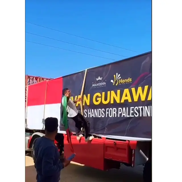 6 Potret Ivan Gunawan Kirim Bantuan 6 Kontainer ke Palestina, Sigap Soal Kemanusiaan