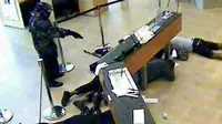 Aksi Teroris Terekam CCTV Saat Eksekusi Pengunjung Mal Kenya