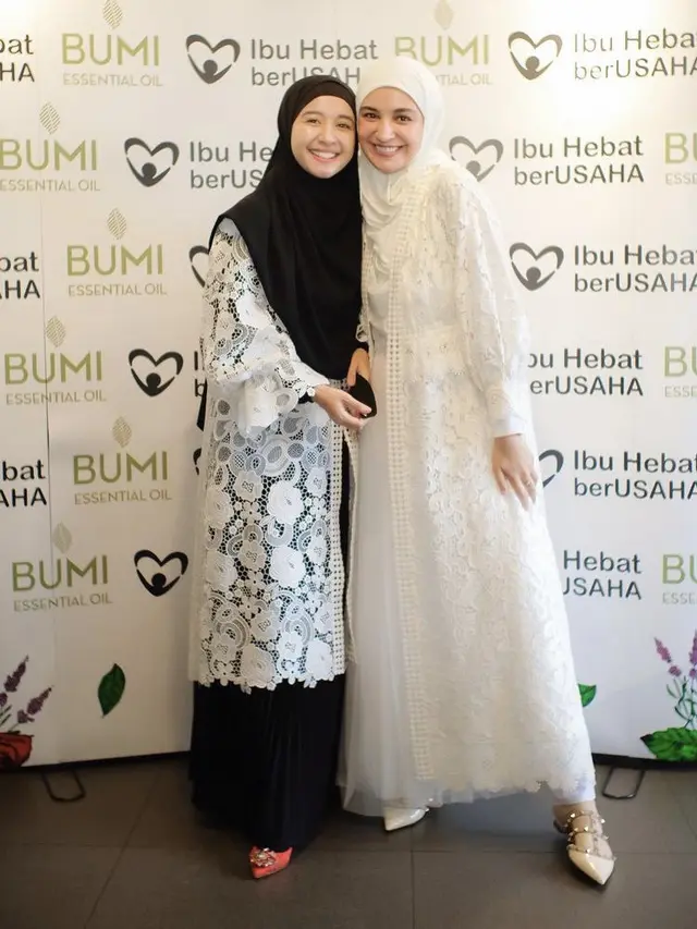 Gaya Bella Bisa Jadi Inspirasi Pakaian Lebaran 2022. (Foto: Instagram @laudyacynthiabella)