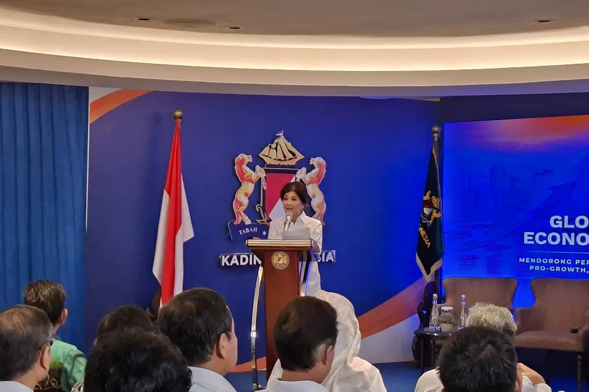 Wakil Ketua Umum Bidang Analisis Kebijakan Makro-Mikro Ekonomi Kasin Indonesia, Aviliani dalam Global & Domestic Economic Outlook 2026, di Menara Kadin, Jakarta, Kamis (15/1/2026).