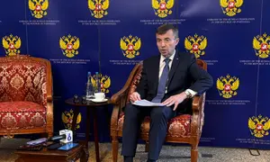 Duta Besar Rusia untuk Indonesia Sergei Tolchenov dalam konferensi pers di Jakarta, Rabu (26/8/2026). (Dok. Liputan6.com/Khairisa Ferida)