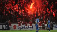 Timnas Indonesia menghadapi Filipina pada laga leg pertama semifinal Piala AFF 2010 di Stadion Gelora Bung Karno, Jakarta, 16 Desember 2010. (AFP/Bay Ismoyo)