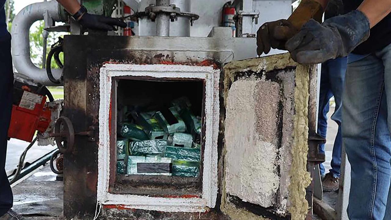 FOTO: Ketamine 41 Kilogram Dimusnahkan,  TNI AL Ungkap Jalur Selundupan di Perairan Belawan