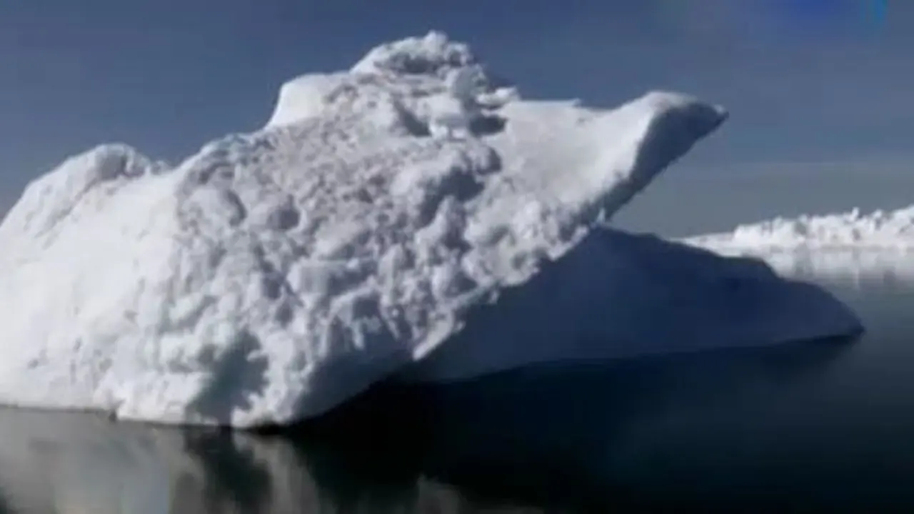 Cuaca Ekstrem, Gunung Es di Greenland Mulai Mencair
