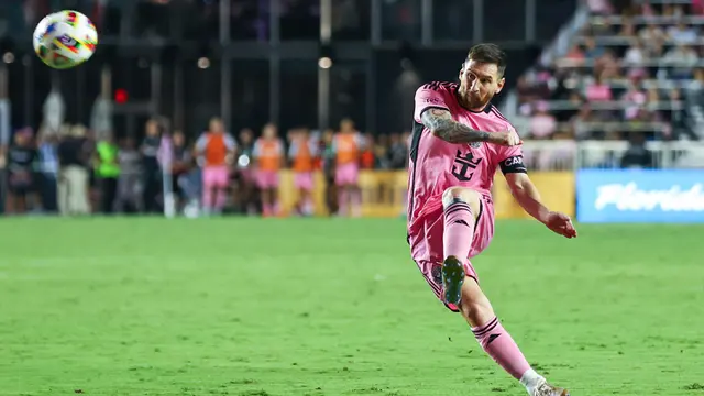 Foto: Momen Lionel Messi Cetak Hattrick Dalam Waktu 11 Menit, Inter Miami Sabet Trofi Supporter Shield
