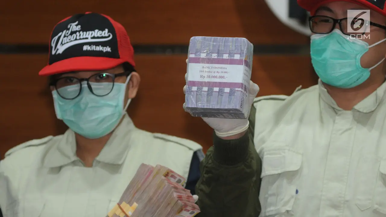 KPK Tunjukkan Uang Rp 400 Juta Hasil OTT Bupati Buton Selatan