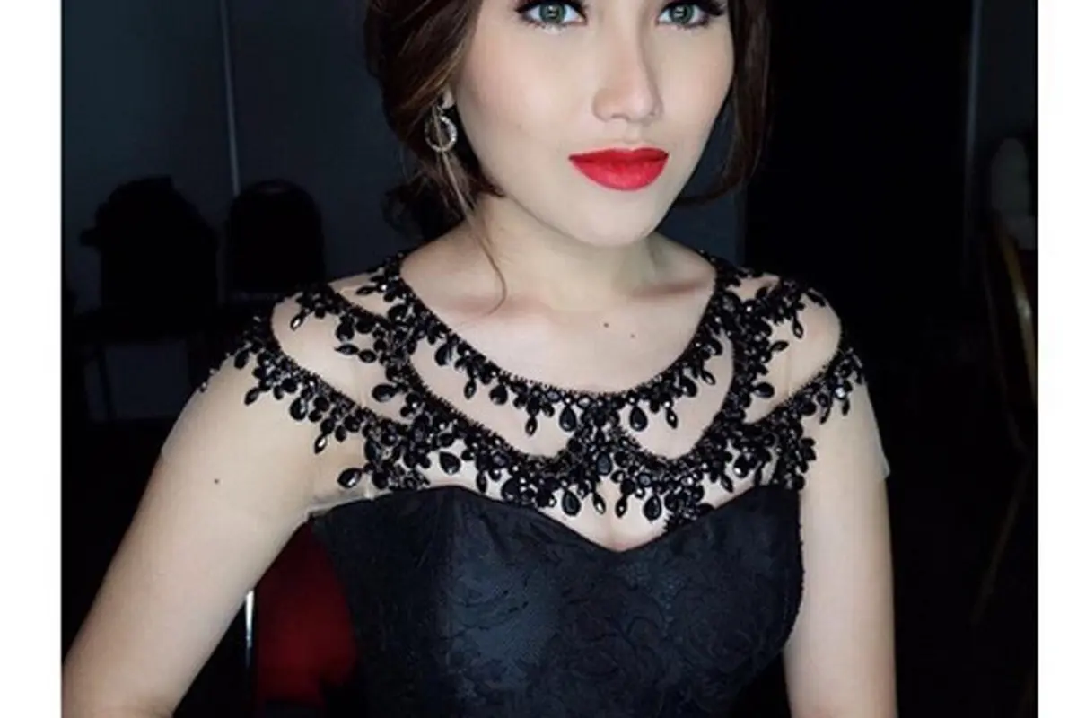 [Bintang] Ayu Ting Ting