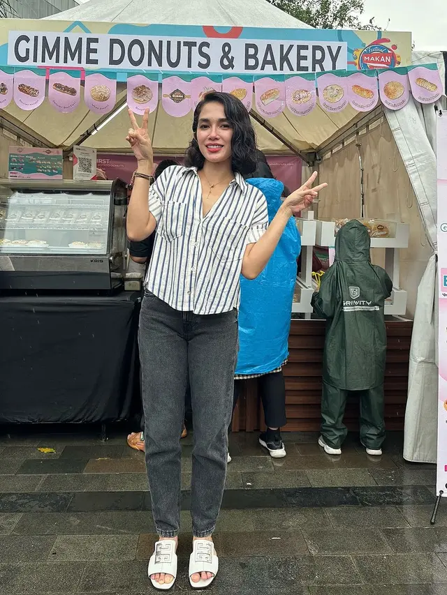 [Liputan6] Ussy Sulistiawaty
