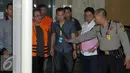 Sejumlah anggota DPRD Muba ditahan KPK, Jakarta, Selasa (26/4). Enam anggota DPRD Muba ditahan terkait suap Laporan Keterangan Pertanggung Jawaban (LKPJ) 2014 dan pengesahan APBD Kabupaten Muba tahun 2015. (Liputan6.com/Helmi Afandi)