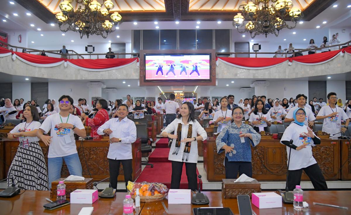 Wamen PPPA dan Wali Kota Agustina Gelar Konferensi Anak