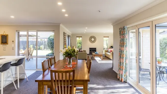 Ilustrasi Rumah Open Space (credit: wirestock/freepik)