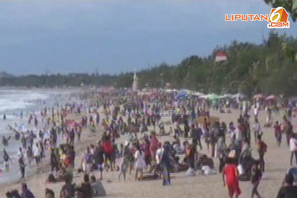 pantai-kuta-tutup131230b.jpg