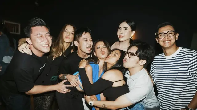 Potret Nia Ramadhani dan Gita Janu, sumber Instagram: @ramadhaniabakrie