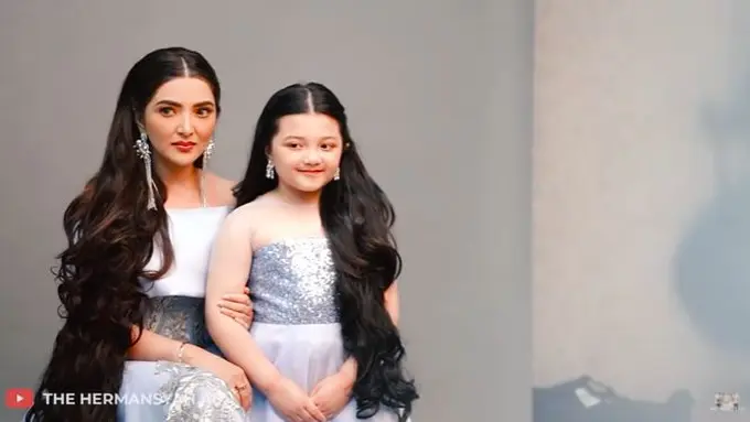 6 Pemotretan Keluarga The Hermansyah, Gaya Rambut Ashanty Curi Perhatian