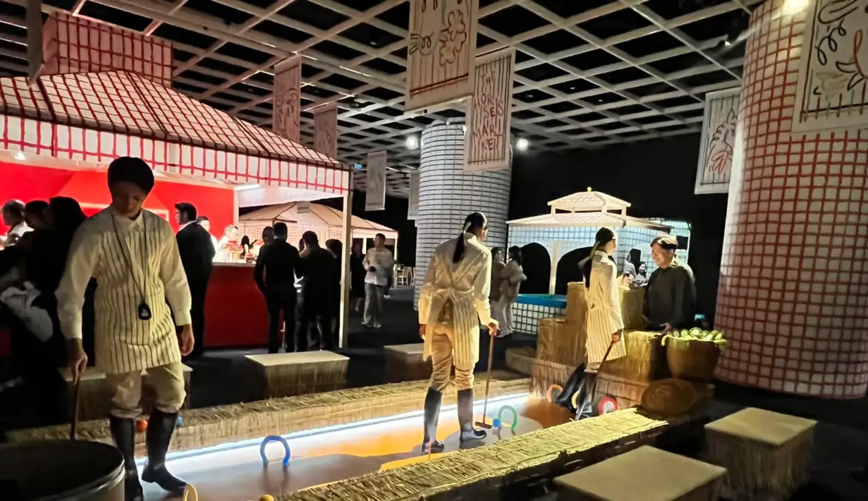 Pengunjung juga dapat bermain beragam games khas pasar malam, seperti croquet, gangsing, air hockey, dan masih banyak laiinya. / Foto dok: Fimela.com.