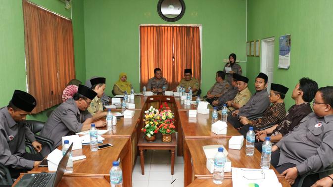 Pertemuan FKUB Kebumen, Jawa Tengah menjelang Natal dan tahun baru 2020. (Foto: Liputan6.com/Polres Kebumen/Muhamad Ridlo)