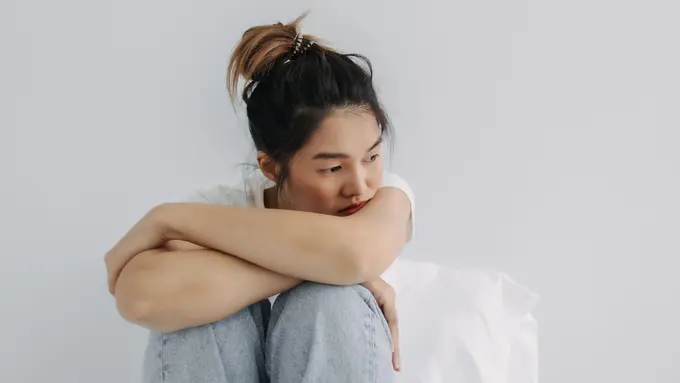 wanita juli makin sering menangis