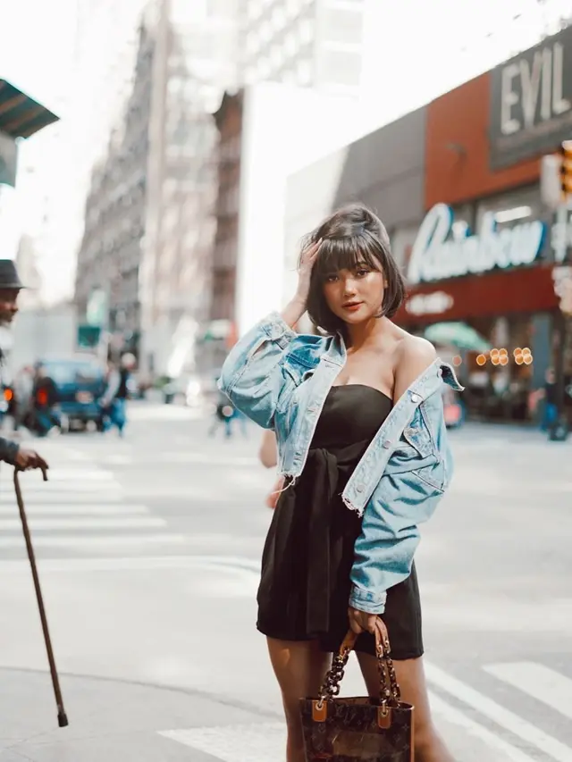 7 Potret Marion Jola Saat Liburan di New York, Stylenya Curi Perhatian