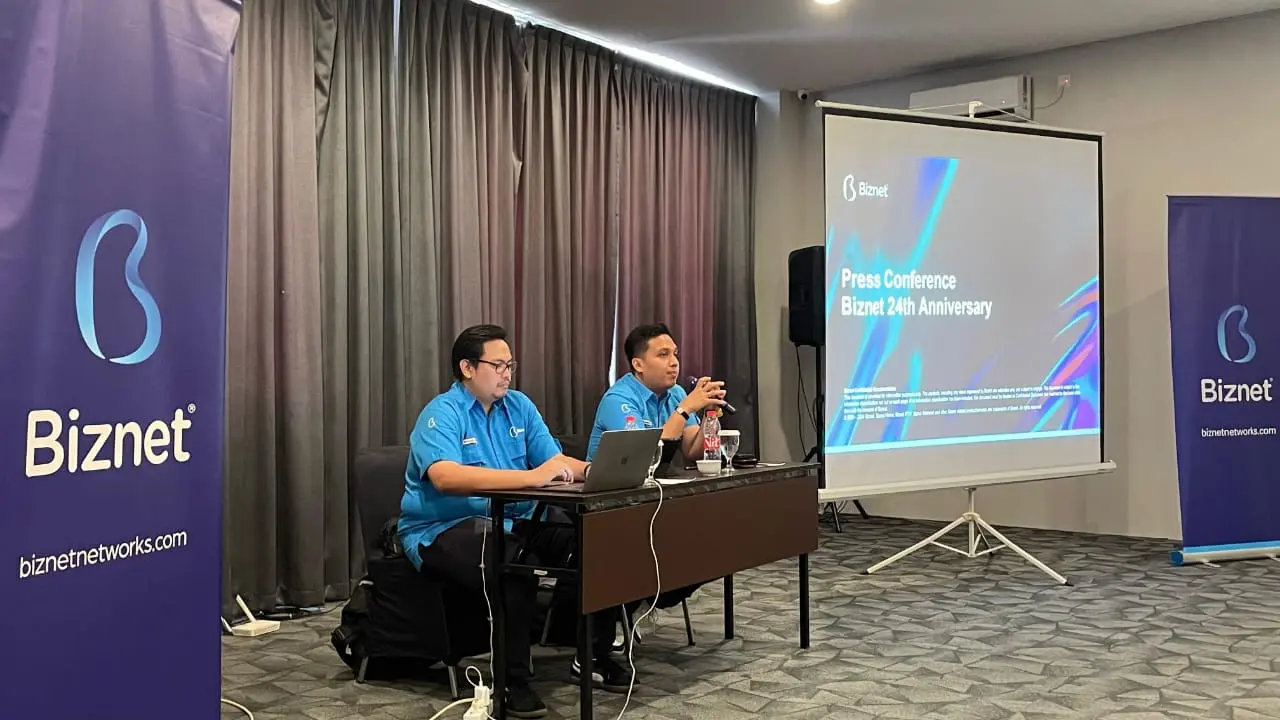 Pemerataan Jaringan Internet di Pulau Jawa dan Sumatra melalui Kabel Bawah Laut Biznet