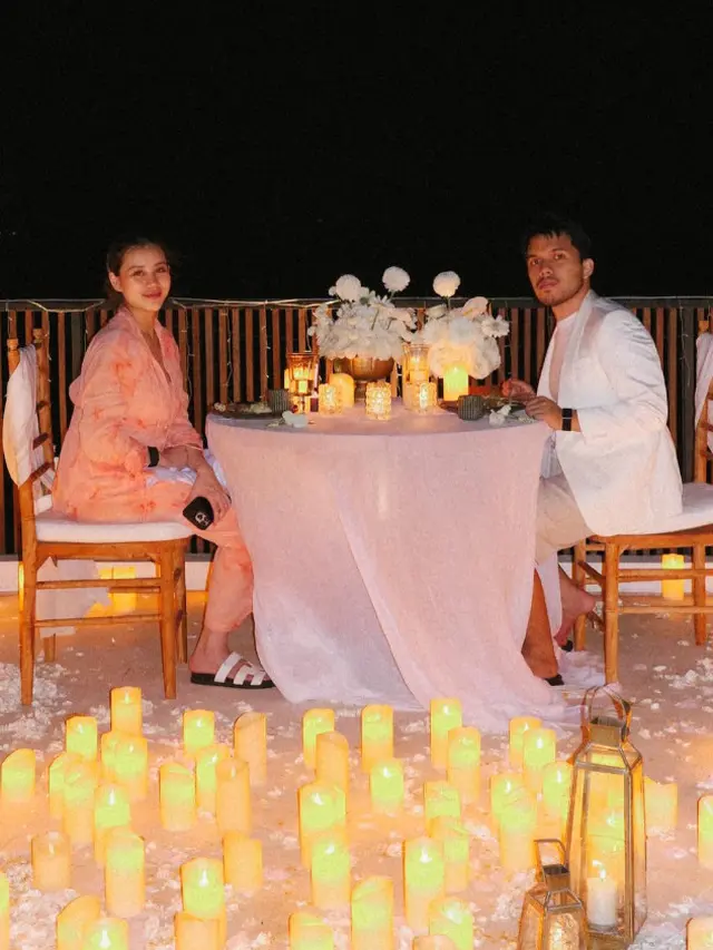 Potret Dinner Anniversary Aaliyah Massaid dan Thariq Halilintar di Bali