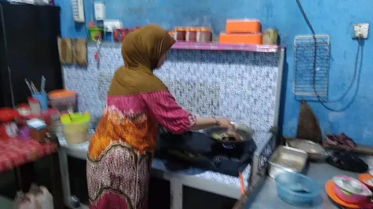 Jerit Hati Warga Batam Sulit Dapat Elpiji 3 Kg di Pangkalan, Terpaksa Rogoh Kocek Dua Kali Lipat Beli di Warung