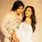 Shenina Cinnamon Tampil Glamor di Maternity Shoot Terbaru, Kenakan Gaun Biru Pastel dan Perhiasan Berlian Miliaran Rupiah