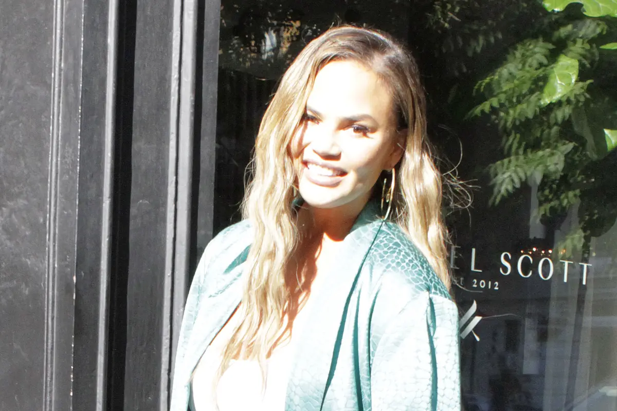 [Fimela] Chrissy Teigen