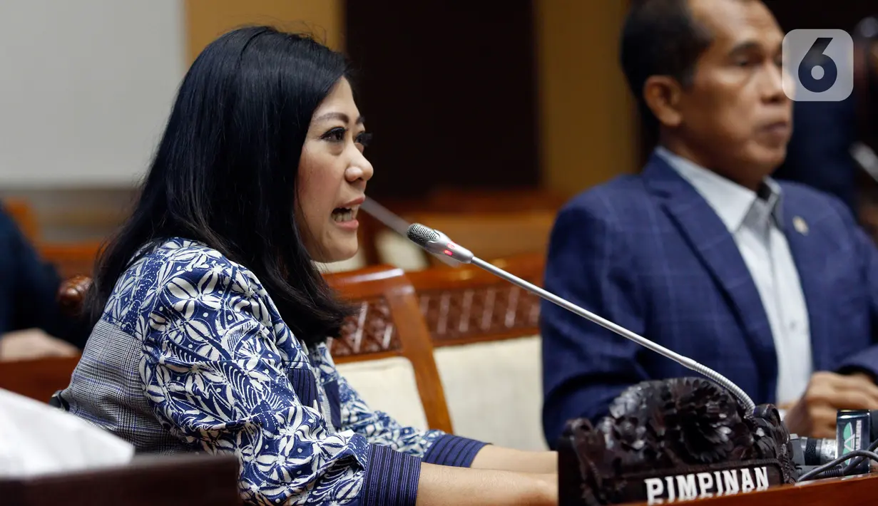 Ketua Komisi I DPR RI Meutya Hafid saat menggelar konferensi pers mengenai permasalahan Israel di Kompleks Parlemen, Jakarta, Selasa (30/6/2020). Komisi I DPR menyampaikan sikapnya terkait rencana aneksasi Israel terhadap wilayah Tepi Barat, Palestina mulai 1 Juli 2020. (Liputan6.com/Johan Tallo)